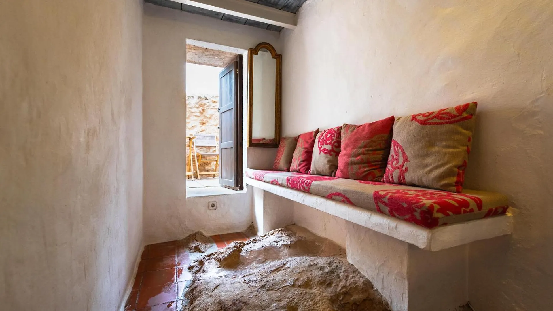 Hotel Rural Can Partit Adults Only-Ibiza Santa Agnes de Corona Country house